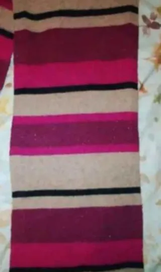 Bufanda a rayas de Liz Claiborne