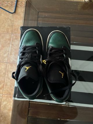 Air Jordan 1 Low verdes y negras T40