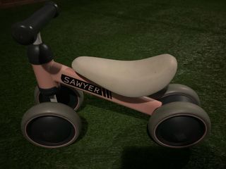 Bicicleta de equilibrio para bebé Sawyer