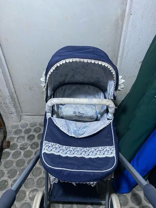 Carro de bebé para muñeca azul