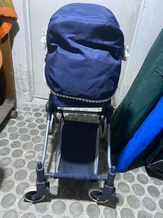 Carro de bebé para muñeca azul