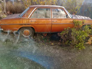 Mercedes-Benz 200d 1970