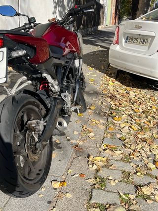 Honda CB125R Motocicleta