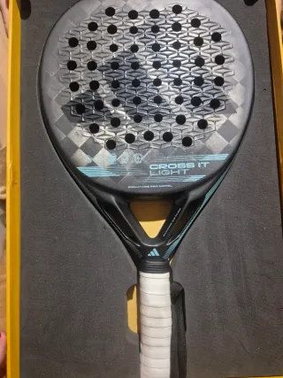 Pala Adidas Cross It Light 3.3 Marta Ortega