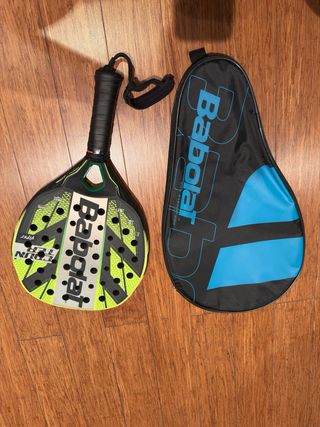 Pala de pádel Babolat Counter Viper ALTA GAMA.