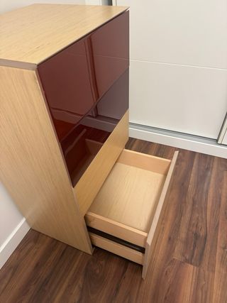 Cómoda 5 cajones madera y lacado