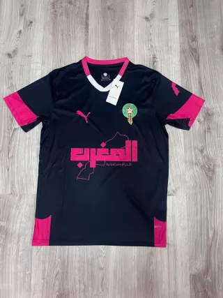 Camiseta Puma Negra y Rosa