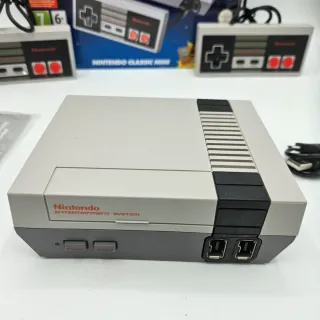 Nintendo NES Classic Mini Console pari al nuovo