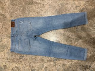 Pantalón vaquero Pull&Bear hombre desgastado