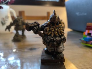 Estatua Enanos Warhammer Fantasy