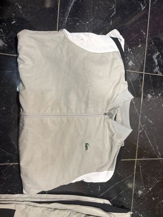 Chándal Lacoste Gris y Blanco