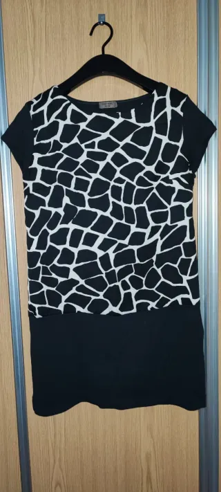 Vestido Cortefiel Preto e Branco