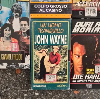 Lotto 10 VHS Film Classici Italiani