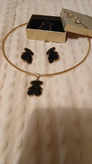 Conjunto Bisutería Oso Negro y Dorado