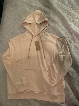 Vendo  14 Sudaderas Unisex buena calidad.