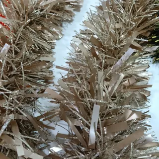 Espumillón Navideño Dorado y Verde