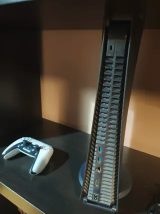 Consola PS5 Digital + Mando