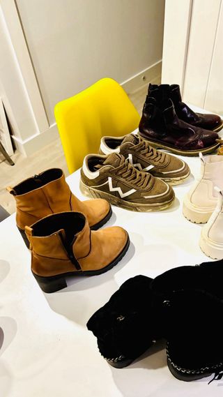 Lote 10 pares zapatos chica Talla 37