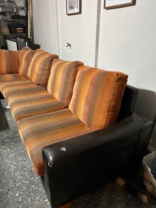 Sofá grande de tela