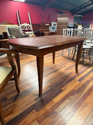 Mesa de comedor extensible de madera