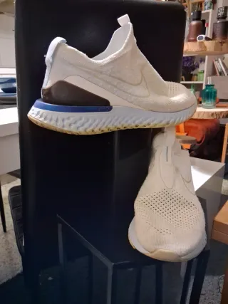 Nike Epic Phantom React Flyknit