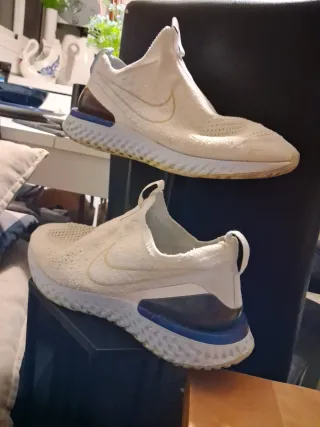 Nike Epic Phantom React Flyknit