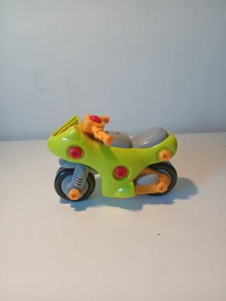 Coche y moto de construcción