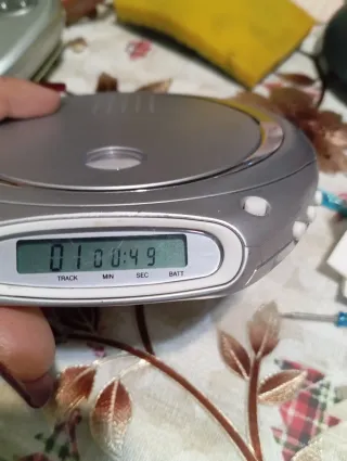 Lettore CD Portatile Grigio Argento