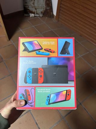 Nintendo Switch OLED Azul y Naranja
