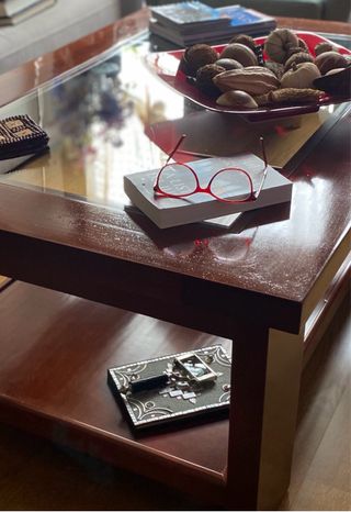 Mesa de salón madera y cristal