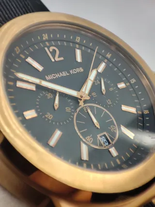 Reloj Michael Kors 8184 Dorado y Negro