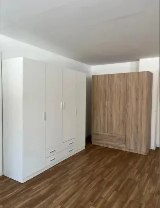 Nuovi armadi guardaroba 2, 3 e 4 porte con ante scorrevoli