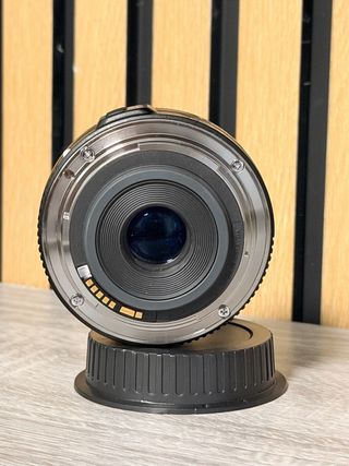 Canon EFS 24mm 2.8 STM