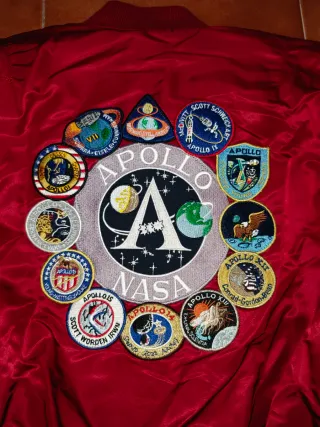 Chaqueta Alpha Industries MA1 NASA Roja