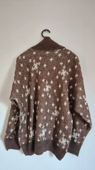 Maglietta vintage con cerniera e stampa a contrasto