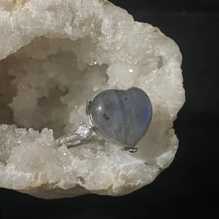 Anillo Corazón Labradorita Plata