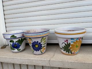 Vasi di ceramica decorati