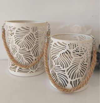 Set di 2 candelabri in metallo bianco