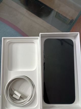 iPhone 14 Pro + scatola e caricabatterie