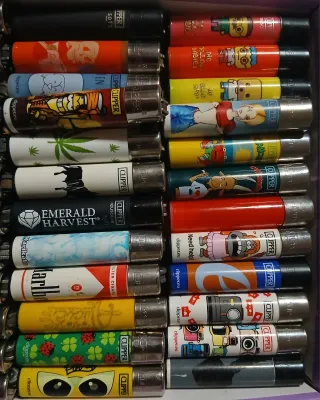 Collezione di accendini Clipper 48