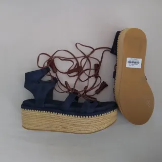 Talla 38. STUART WEITZMAN Sandalias Plataformas