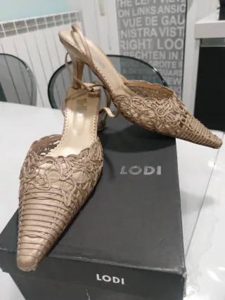 Zapatos LODI piel beige/dorados talla 38