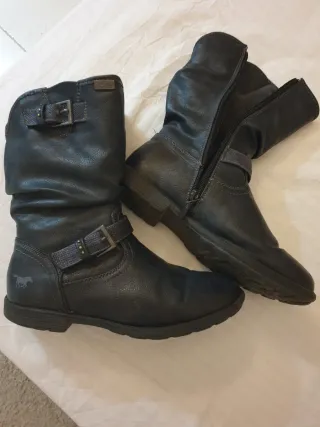 Stivaletti Mustang N.38