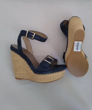 Talla 39. STUART WEITZMAN Sandalias de Tacón