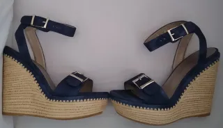 Talla 39. STUART WEITZMAN Sandalias de Tacón