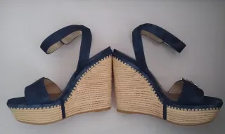 Talla 39. STUART WEITZMAN Sandalias de Tacón