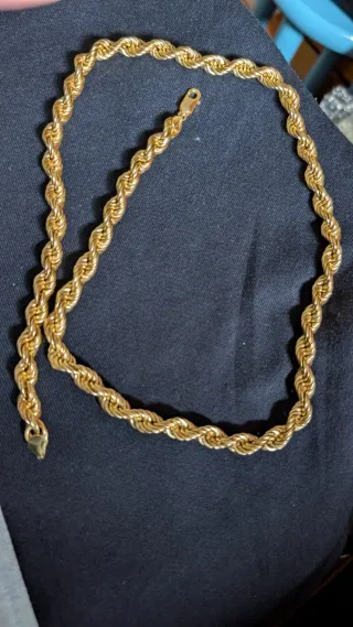 Cordón de oro 18 kilates 70 largo y 42 gramos y 1c