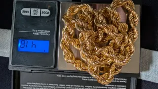 Cordón de oro 18 kilates 70 largo y 42 gramos y 1c