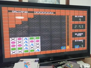 Consola Yess 8-Bit con 3 juegos donkey Kong turtel