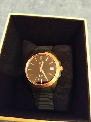 Reloj Tous Negro y Dorado